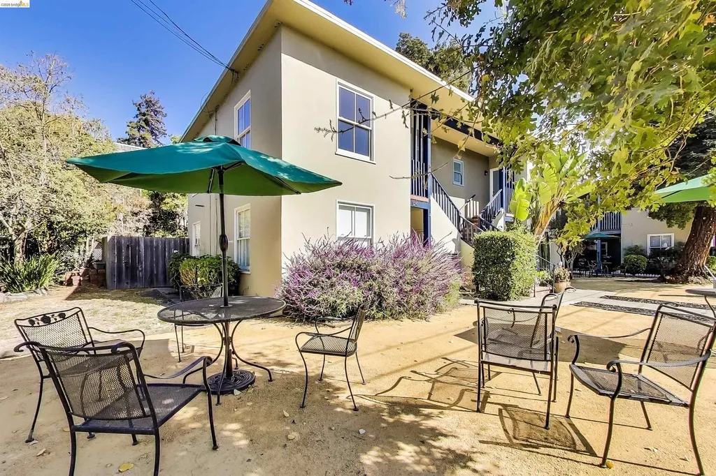 1207 University Avenue Berkeley CA 94702
