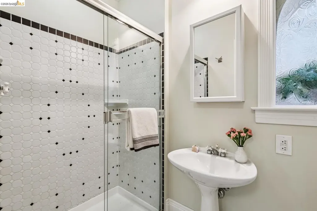 1643 Walnut Street Berkeley CA 94709