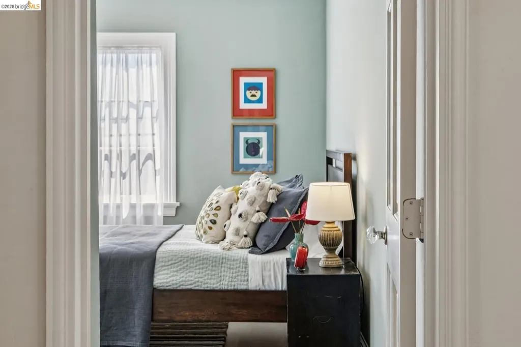 1643 Walnut Street Berkeley CA 94709