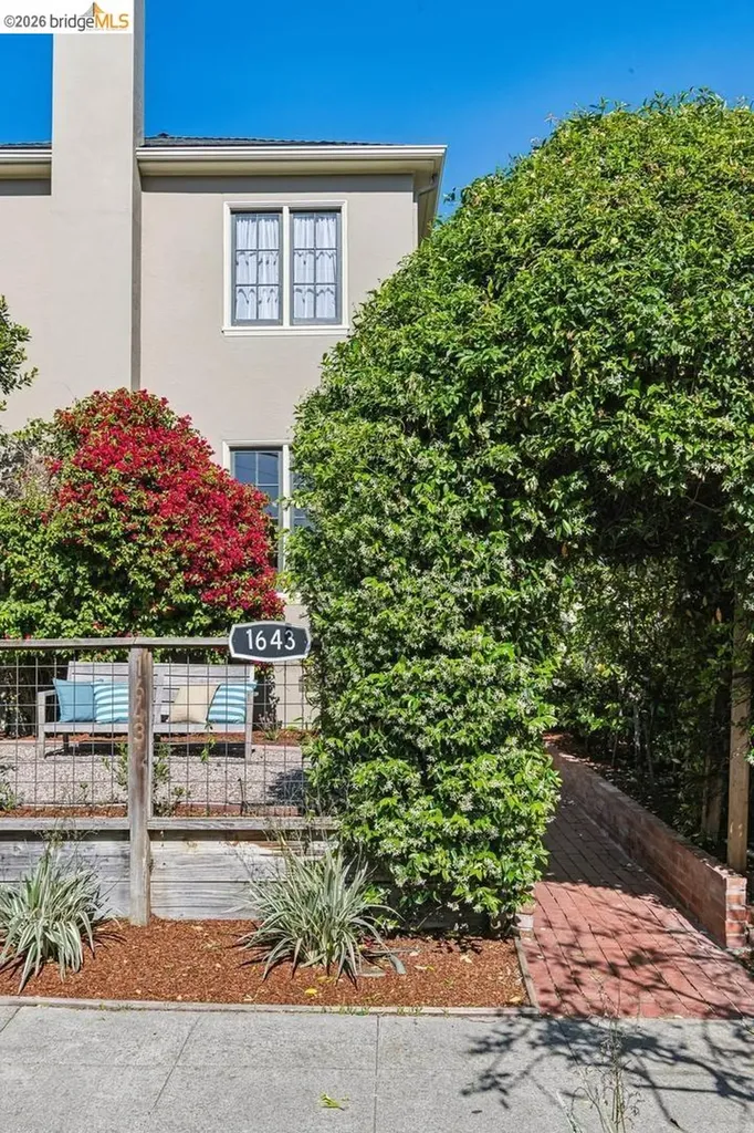 1643 Walnut Street Berkeley CA 94709