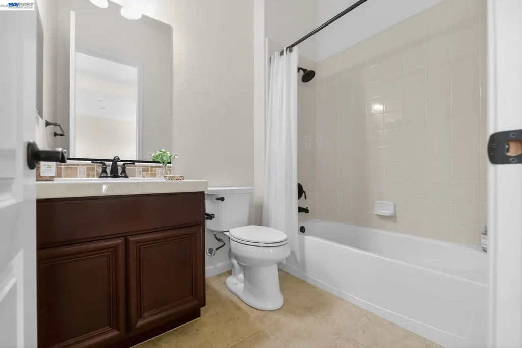 3514 Capoterra Way Dublin CA 94568