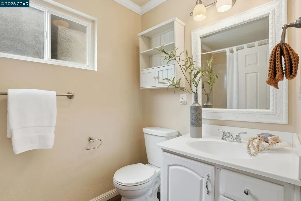 2103 Deerwood Drive Martinez CA 94553