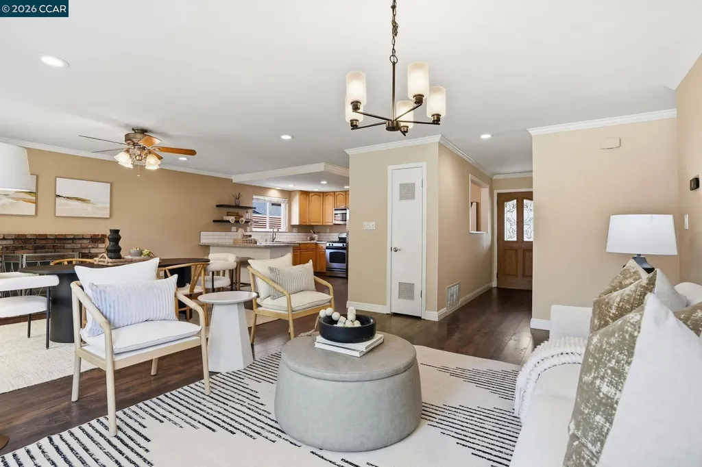 2103 Deerwood Drive Martinez CA 94553