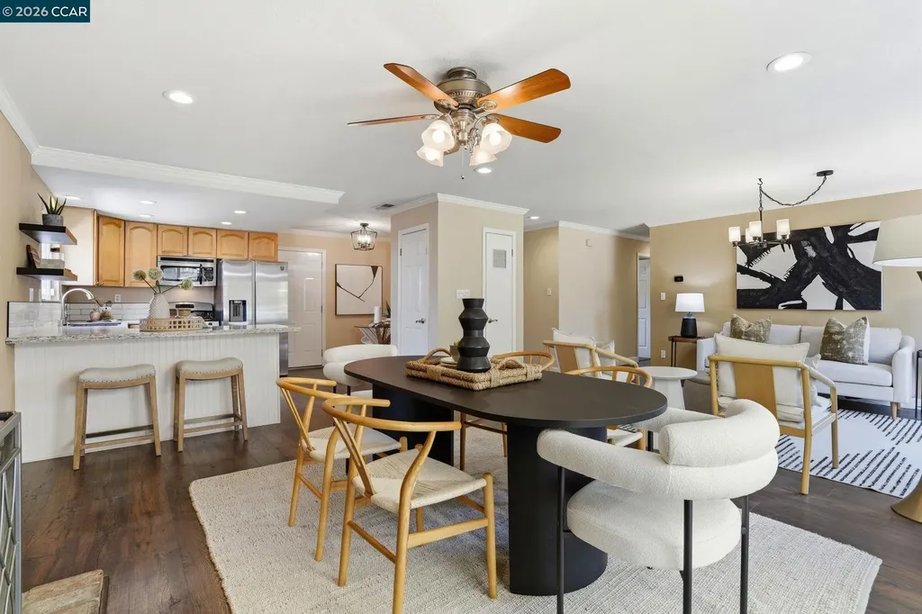 2103 Deerwood Drive Martinez CA 94553