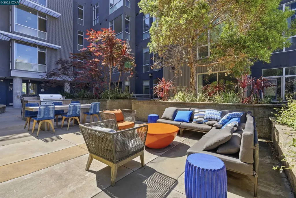 901 Jefferson Street Oakland CA 94607