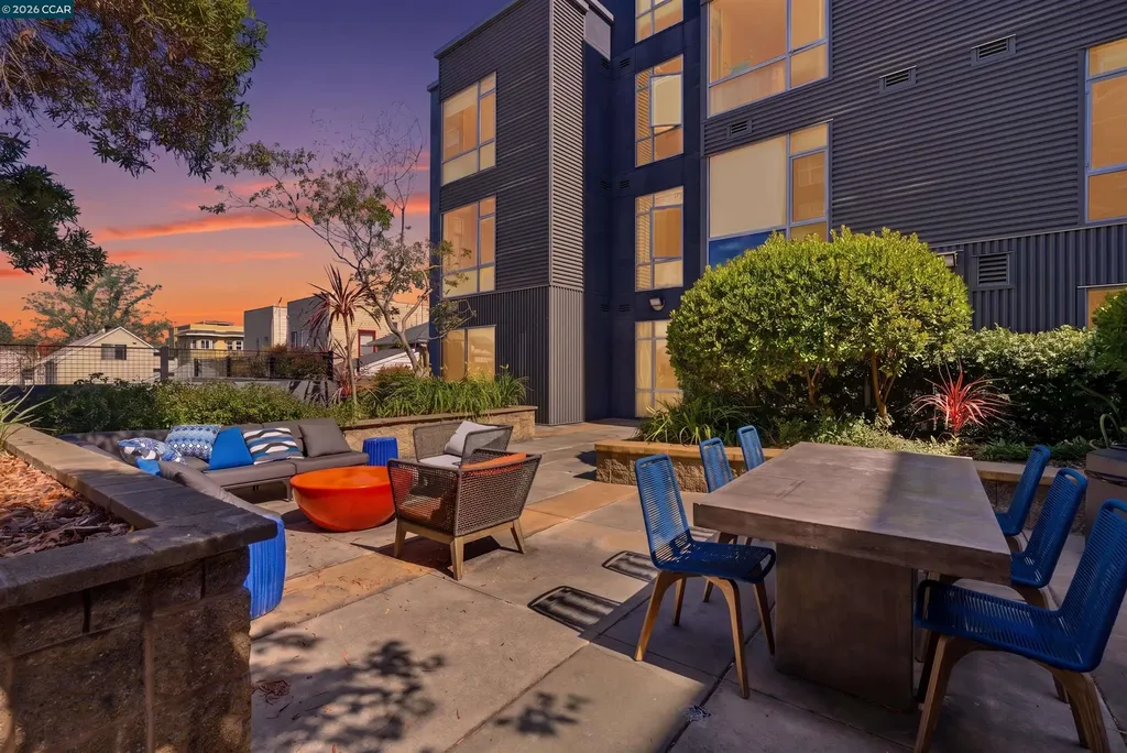 901 Jefferson Street Oakland CA 94607