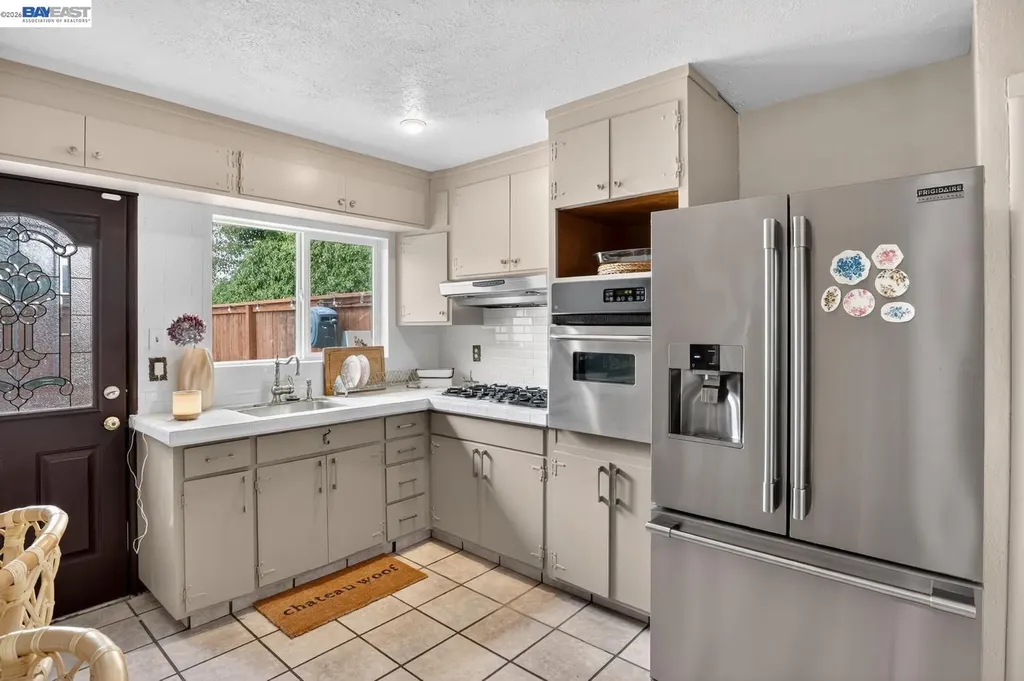 2541 Marina Boulevard San Leandro CA 94577