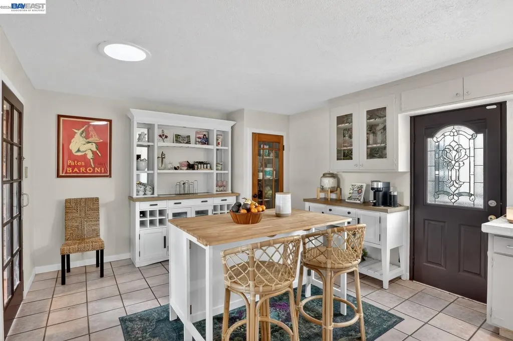 2541 Marina Boulevard San Leandro CA 94577