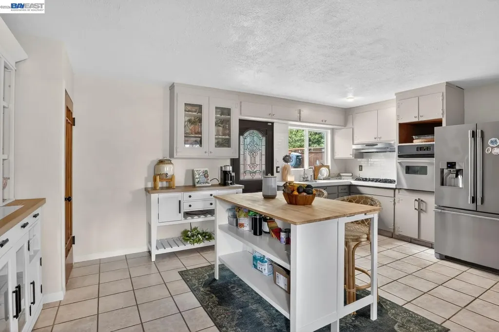 2541 Marina Boulevard San Leandro CA 94577