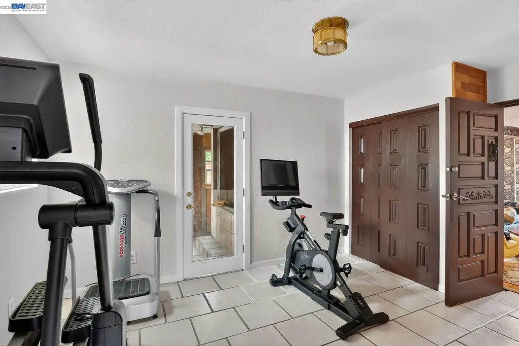 2541 Marina Boulevard San Leandro CA 94577