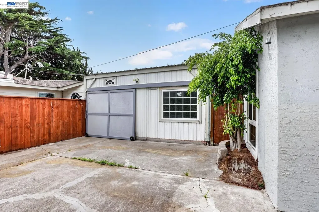 2541 Marina Boulevard San Leandro CA 94577