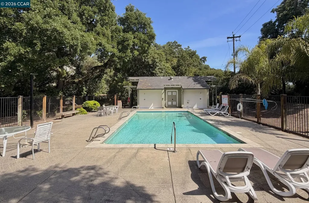 500 Suntree Lane Pleasant Hill CA 94523