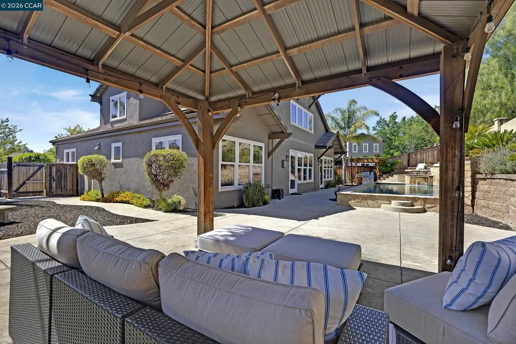 1224 Bridlewood Court Clayton CA 94517