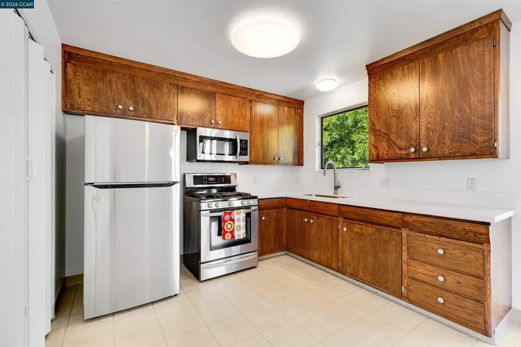 2187 Pyramid Drive Richmond CA 94803