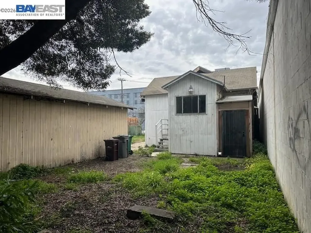 1024 50th Avenue Oakland CA 94601