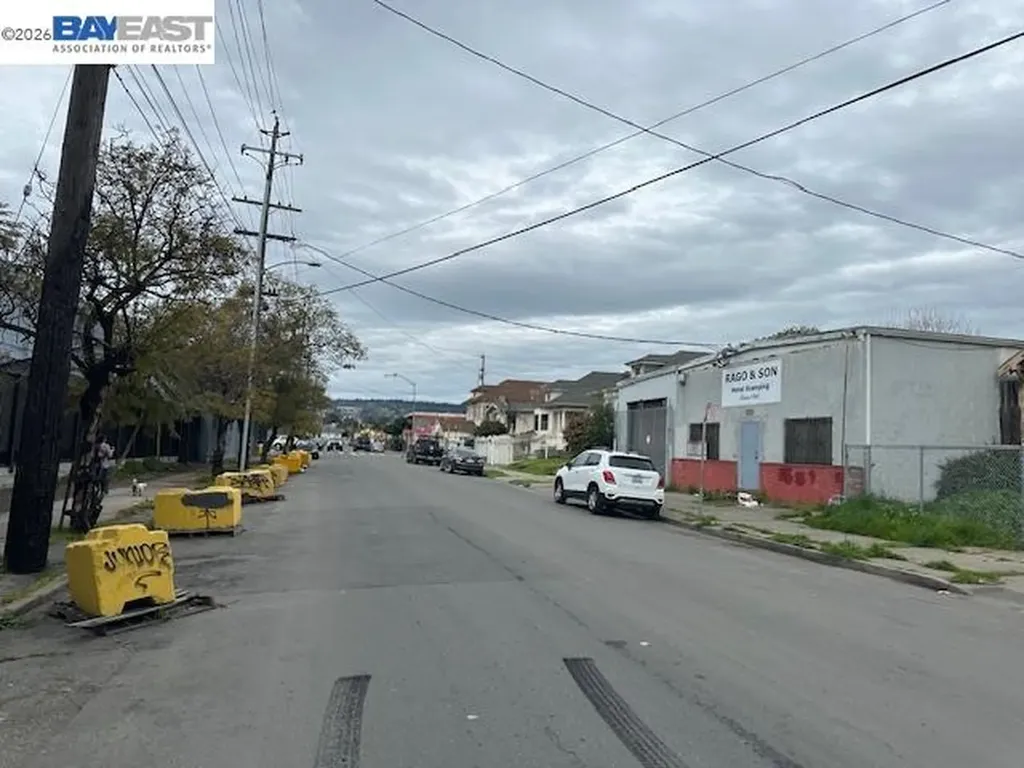 1024 50th Avenue Oakland CA 94601