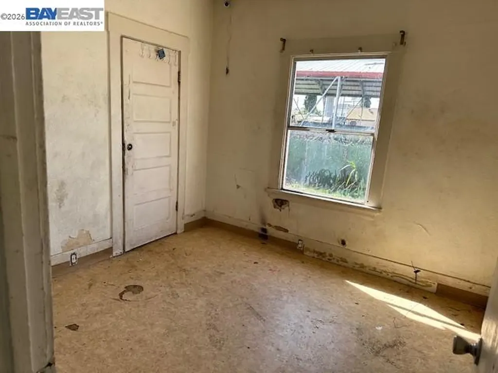 1024 50th Avenue Oakland CA 94601