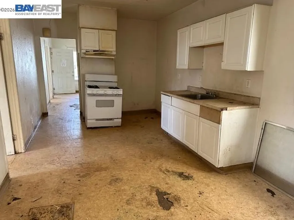 1024 50th Avenue Oakland CA 94601