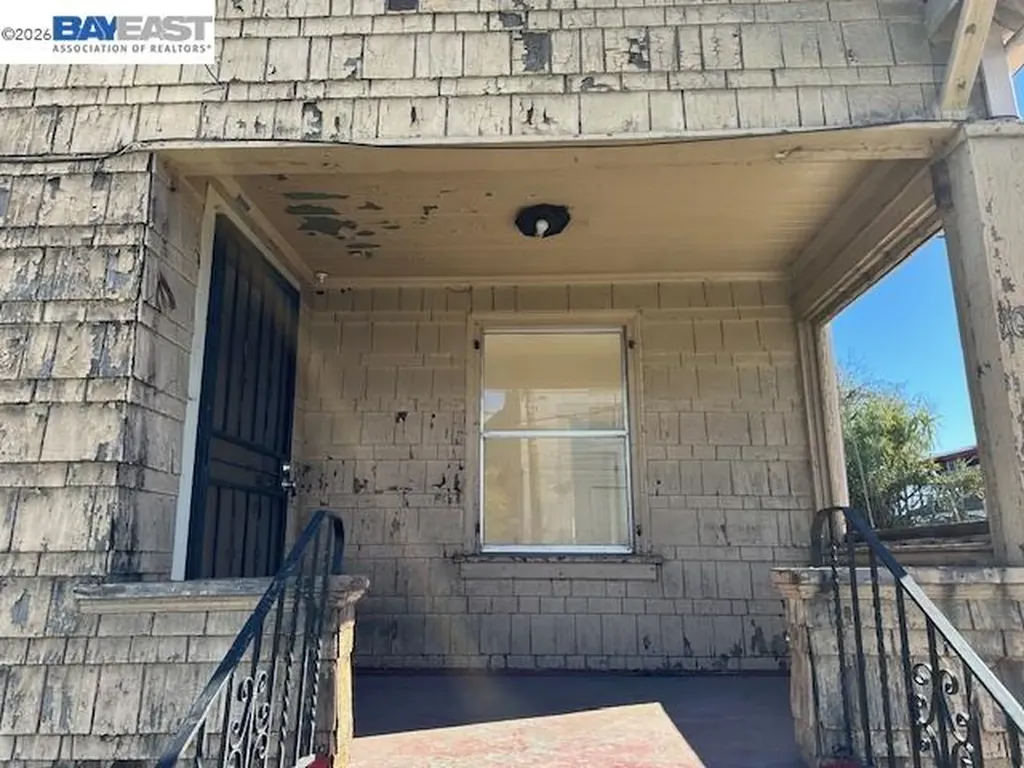 1024 50th Avenue Oakland CA 94601