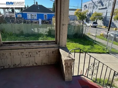 1024 50TH Avenue Oakland CA 94601