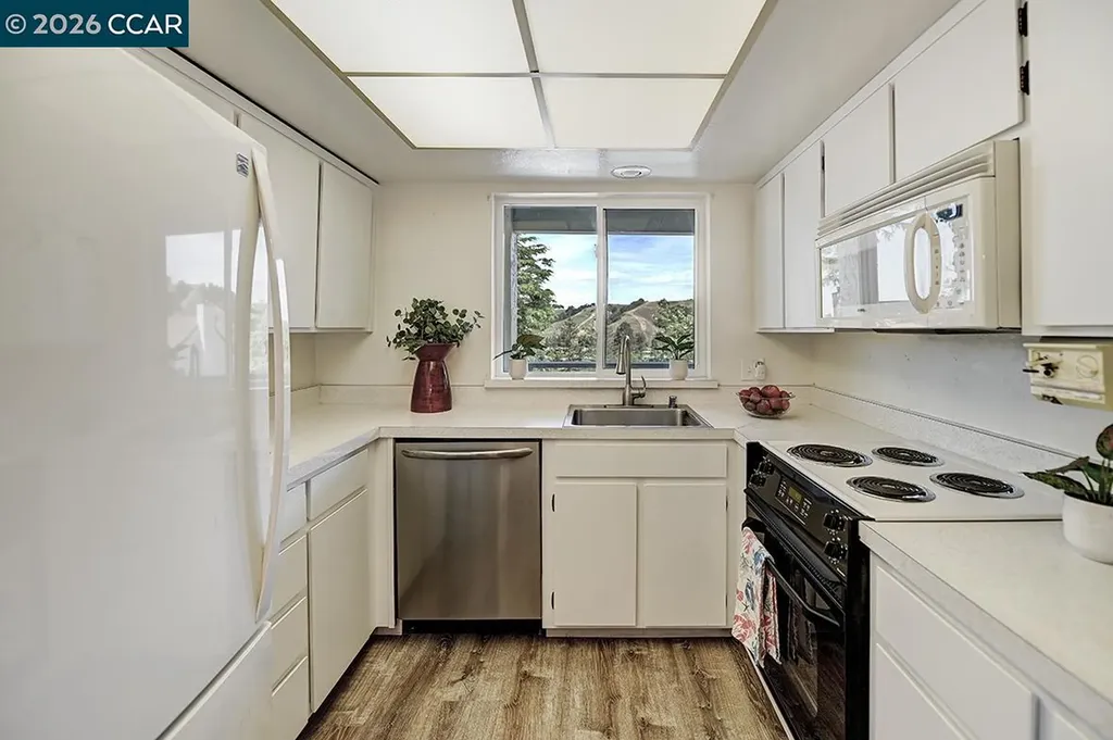 1501 Ptarmigan Drive Walnut Creek CA 94595