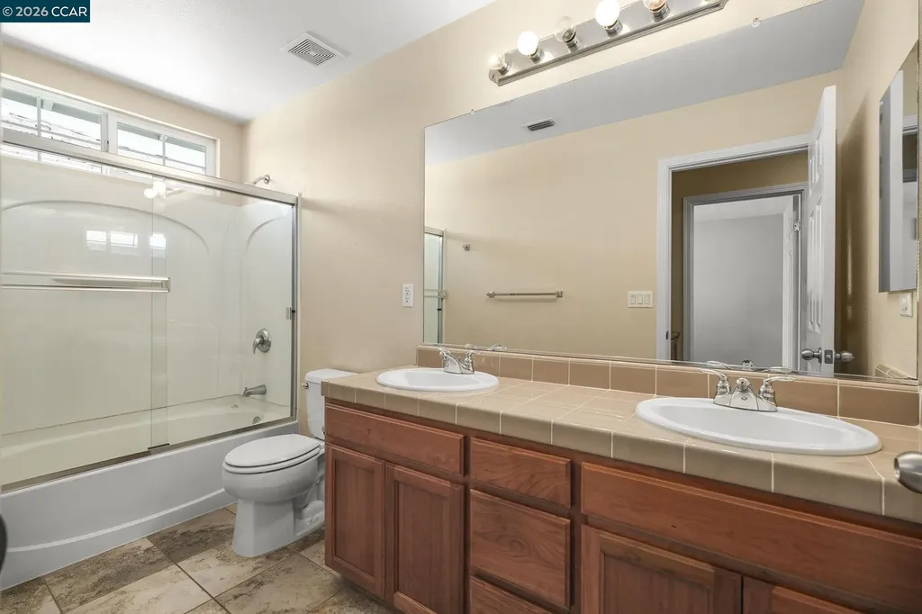 1775 Rose Gate Common Livermore CA 94551