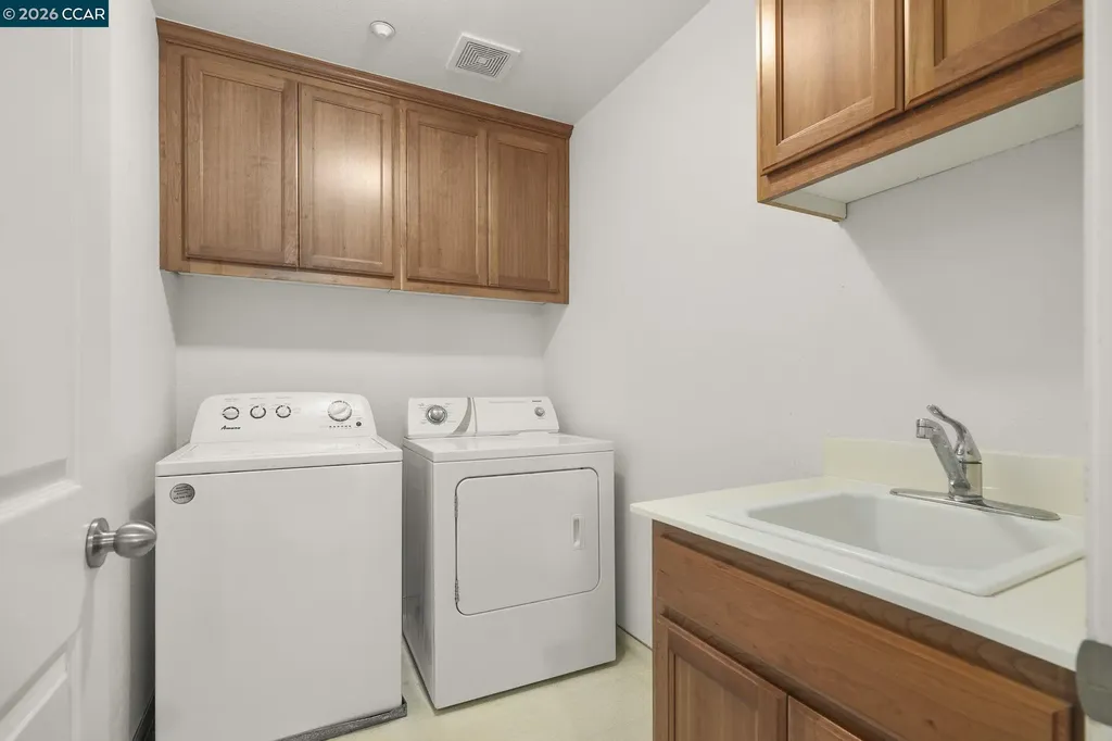 1775 Rose Gate Common Livermore CA 94551
