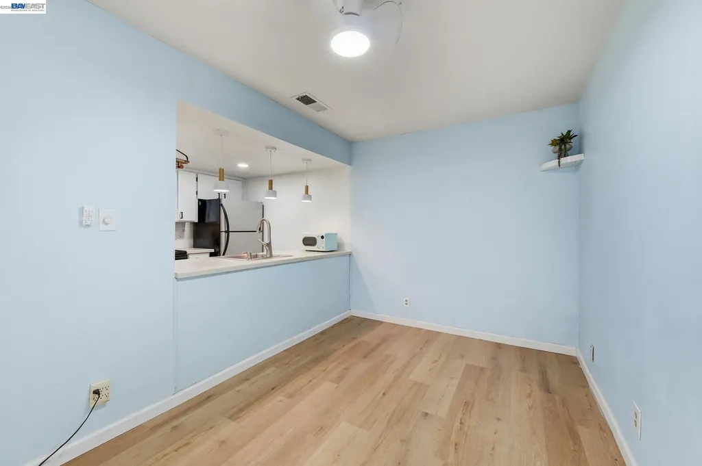5649 Evergreen Terrace Fremont CA 94538