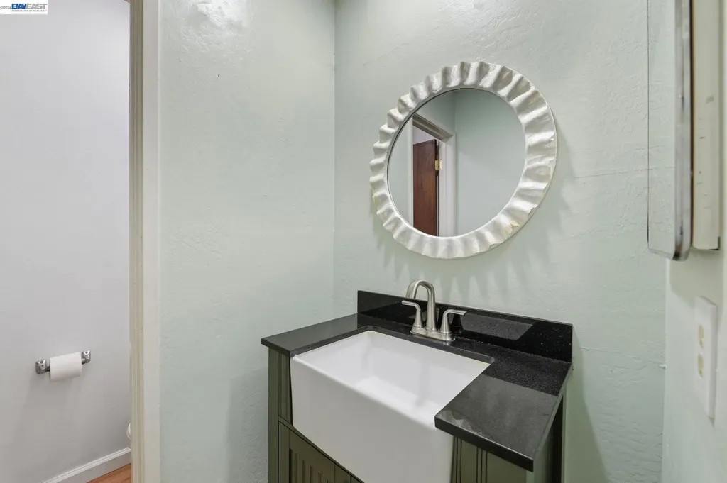 5649 Evergreen Terrace Fremont CA 94538