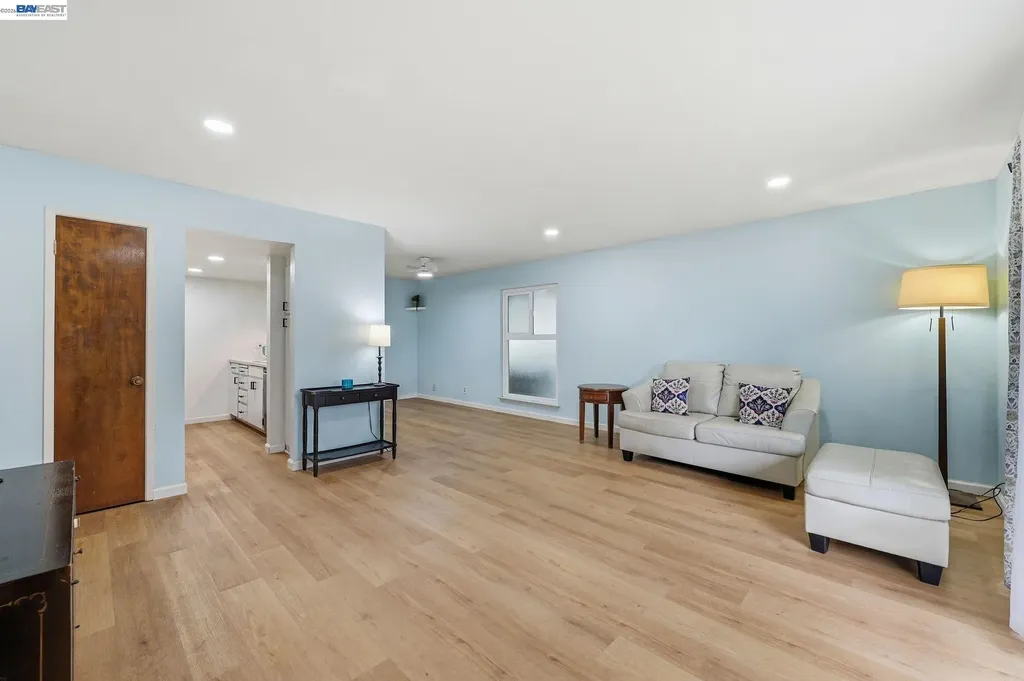 5649 Evergreen Terrace Fremont CA 94538