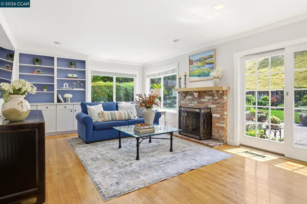 1957 Whitecliff Court Walnut Creek CA 94596