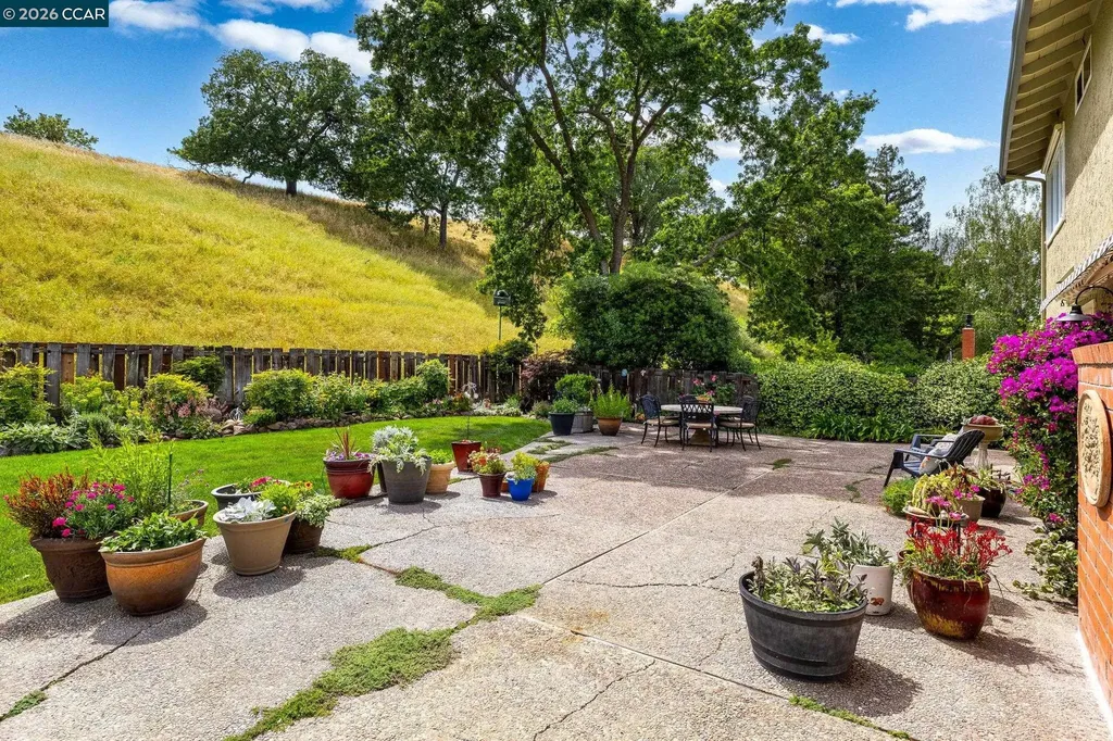 1957 Whitecliff Court Walnut Creek CA 94596