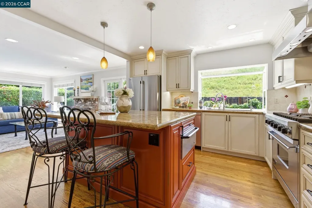 1957 Whitecliff Court Walnut Creek CA 94596
