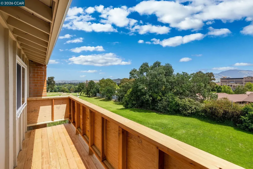 1656 Siskiyou Drive Walnut Creek CA 94598