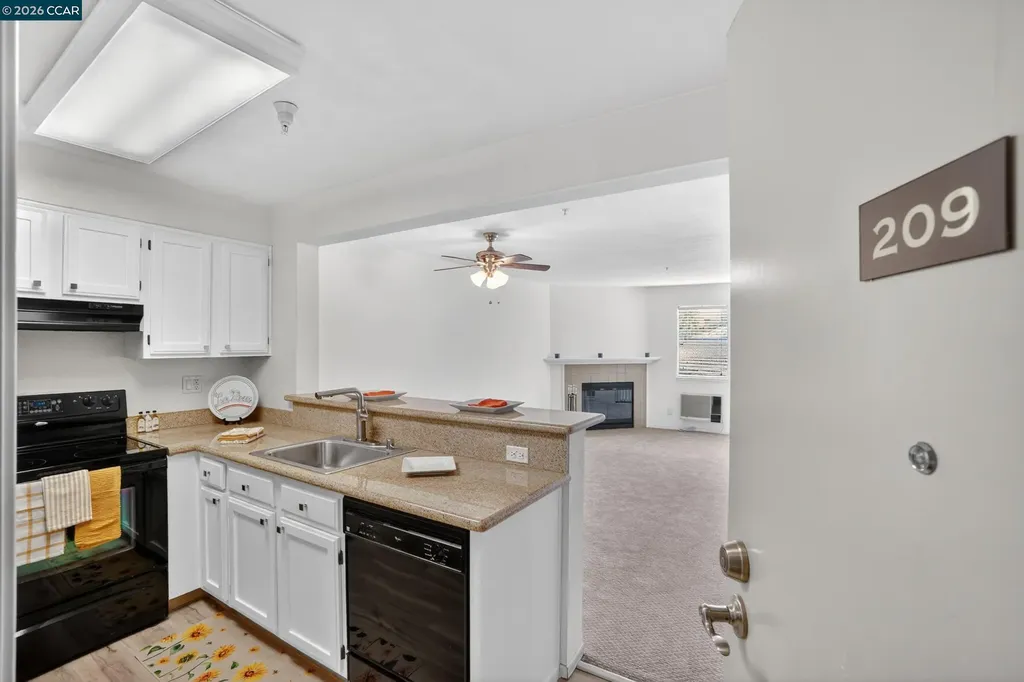 39078 Guardino Drive Fremont CA 94538