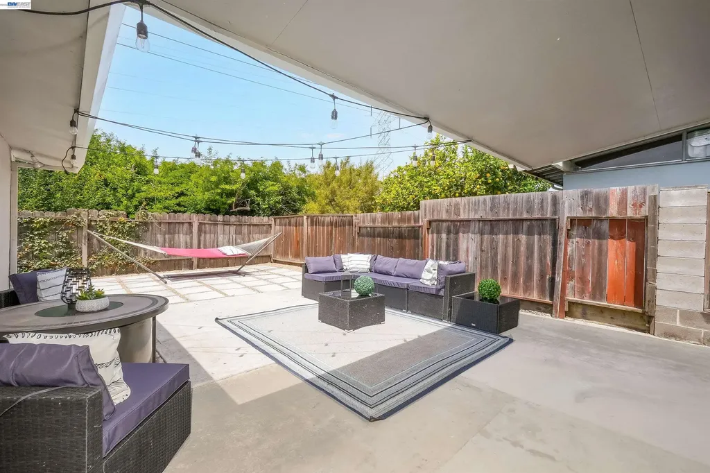 1727 Southgate Street Hayward CA 94545