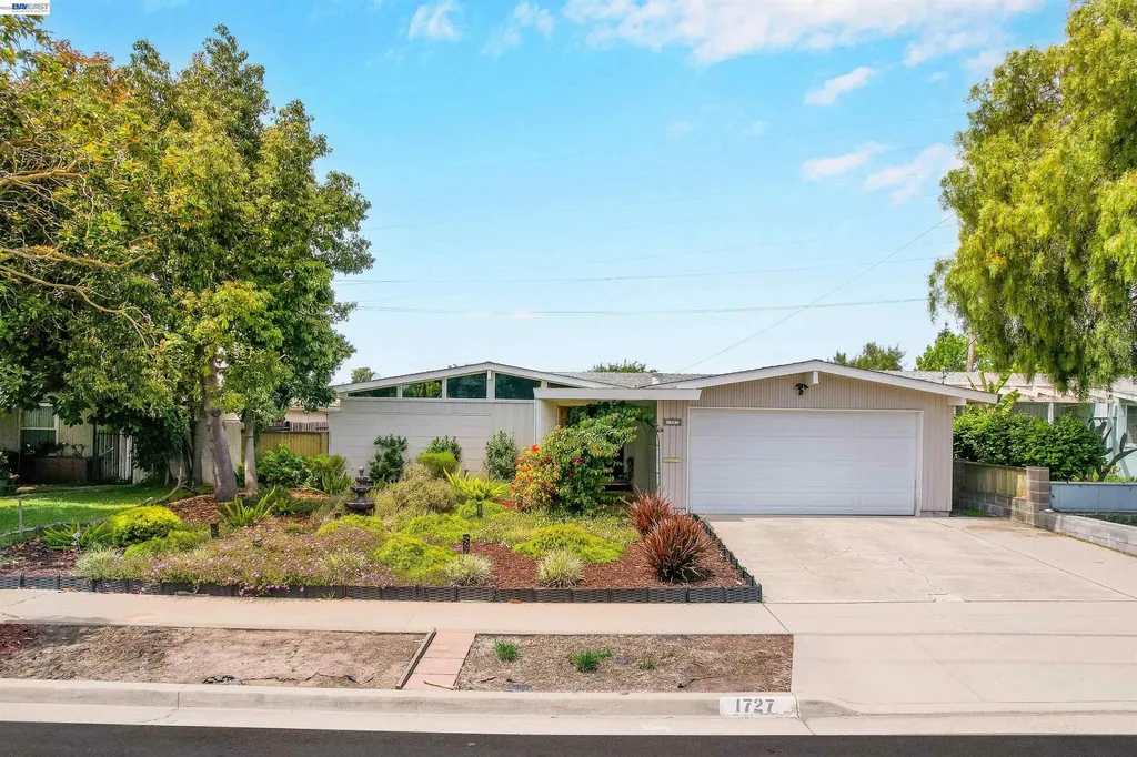 1727 Southgate Street Hayward CA 94545