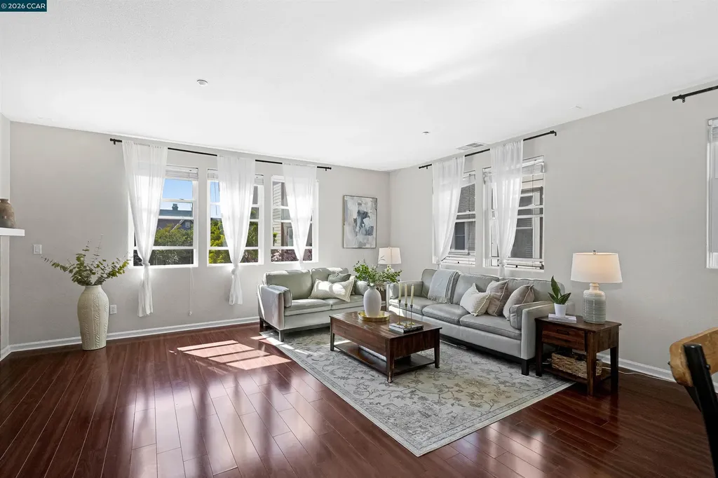 2081 Tsushima Street Hercules CA 94547