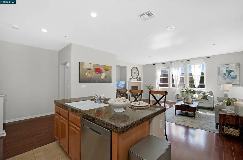 2081 Tsushima Street Hercules CA 94547