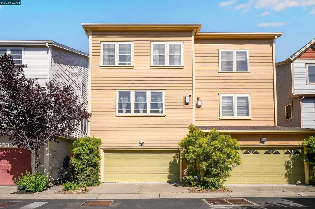 2081 Tsushima Street Hercules CA 94547