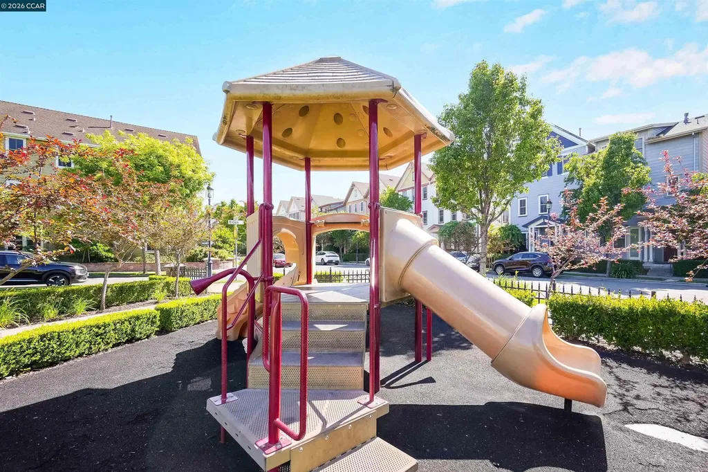 2081 Tsushima Street Hercules CA 94547