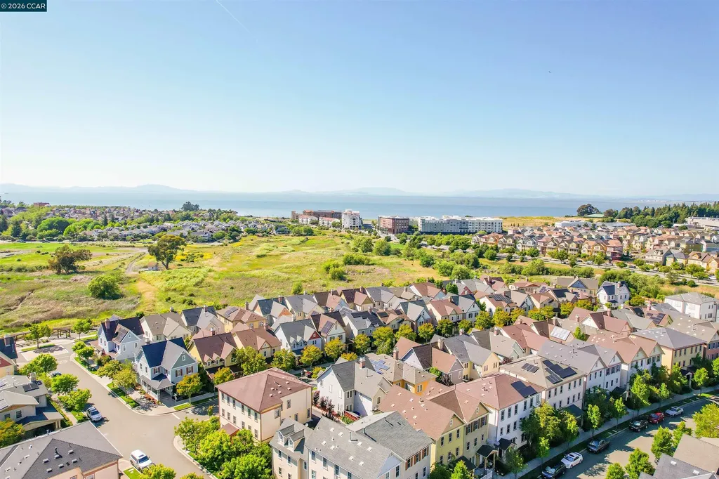2081 Tsushima Street Hercules CA 94547