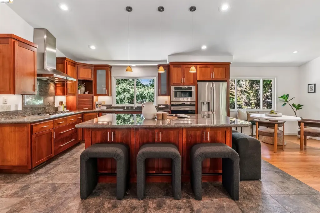 1035 Thompson Road Lafayette CA 94549