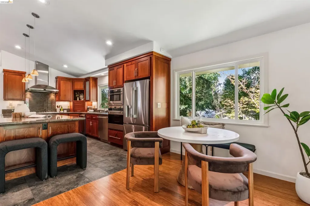 1035 Thompson Road Lafayette CA 94549