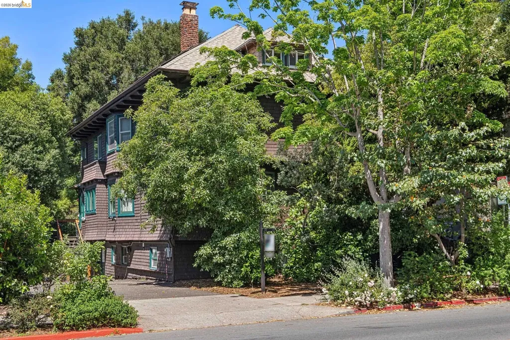 Berkeley CA, 2638 Warring Street, Unit A