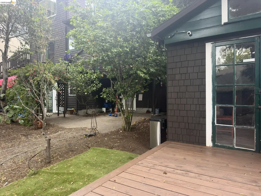 2638 Warring Street Berkeley CA 94704