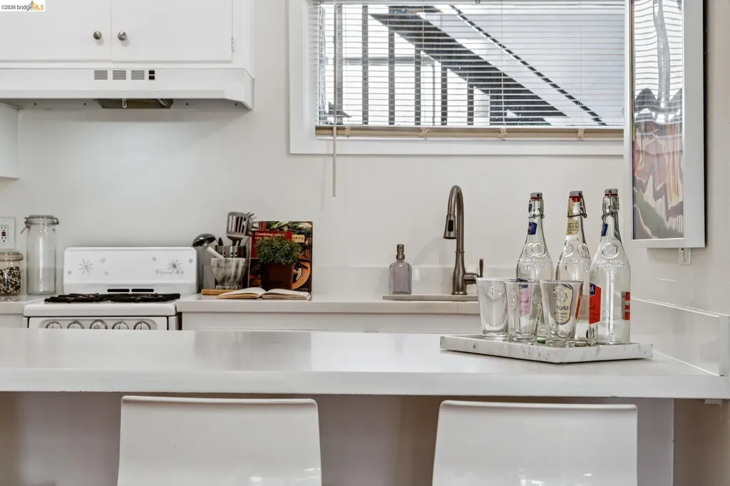 2638 Warring Street Berkeley CA 94704