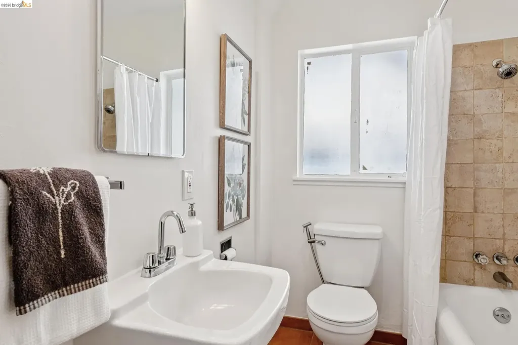 2638 Warring Street Berkeley CA 94704