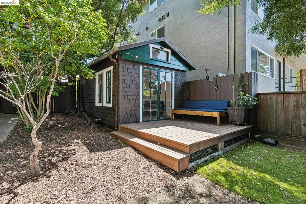 2638 Warring Street Berkeley CA 94704