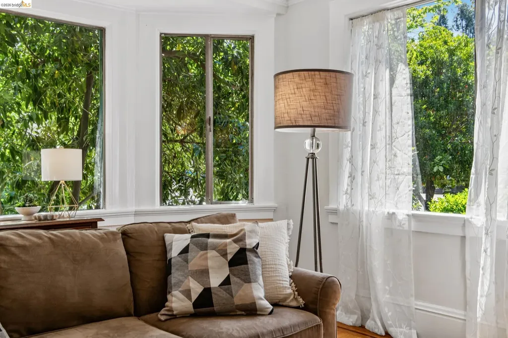 2638 Warring Street Berkeley CA 94704
